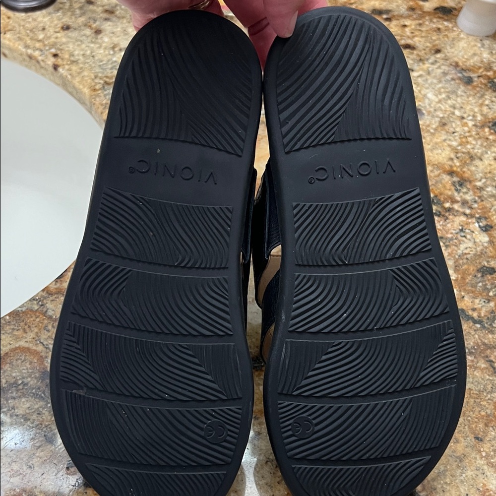 Vionic Black and Tan Women's Sandals - Picture 3 of 7